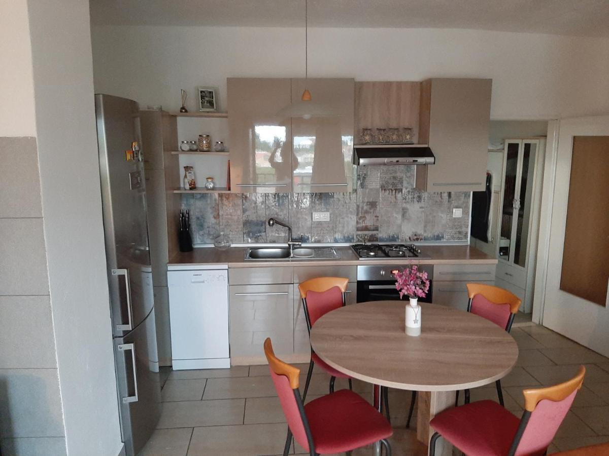 Apartman Franka Crikvenica Exteriör bild