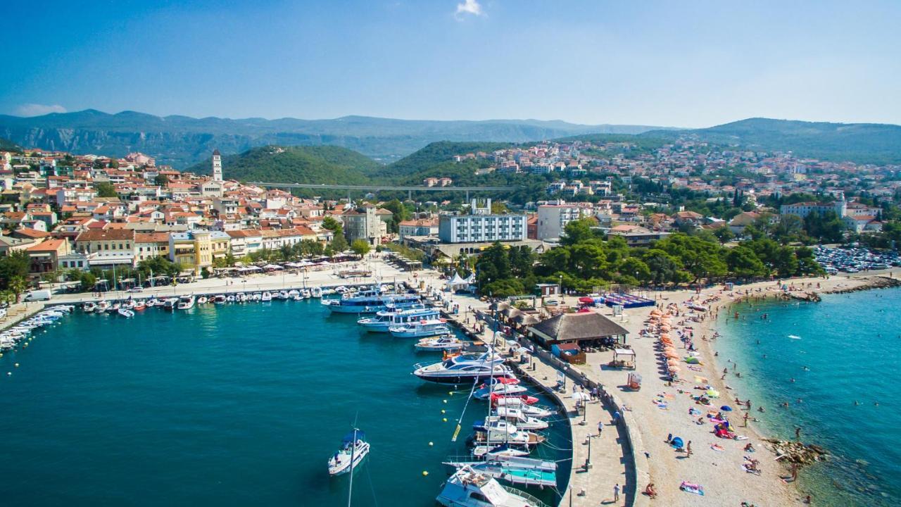 Apartman Franka Crikvenica Exteriör bild
