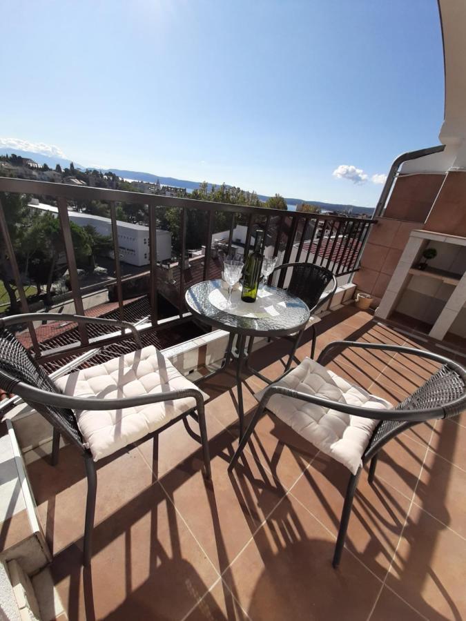 Apartman Franka Crikvenica Exteriör bild