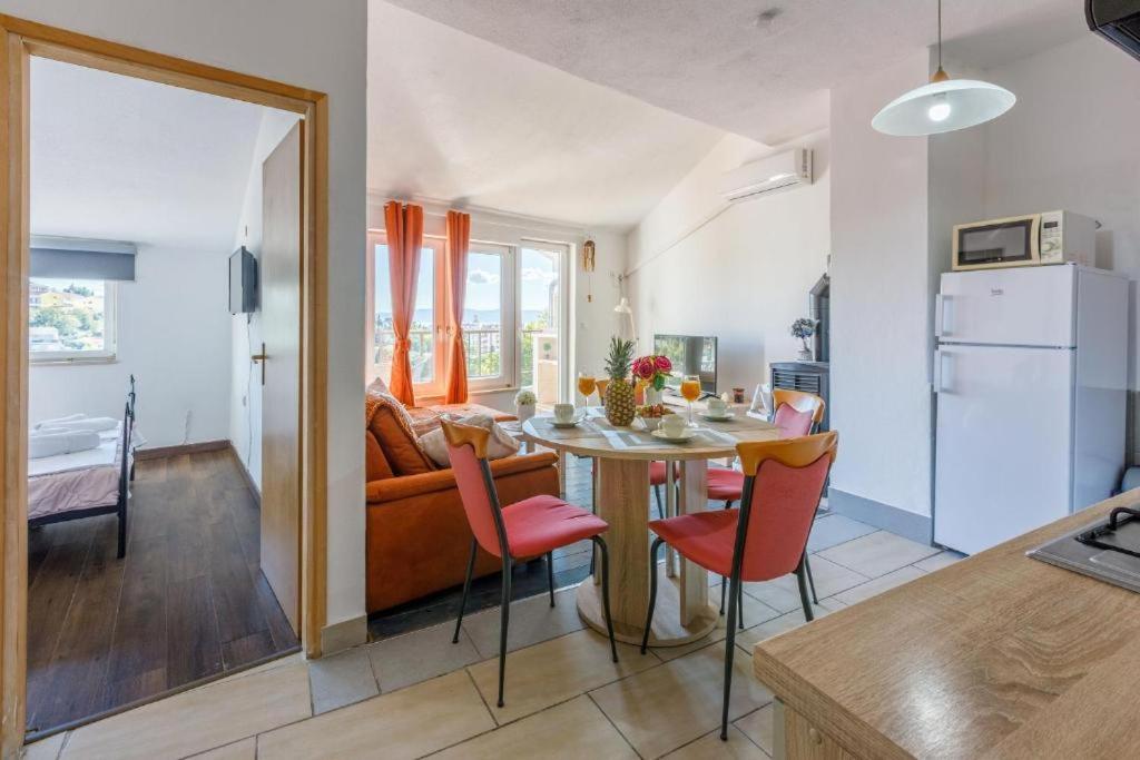 Apartman Franka Crikvenica Exteriör bild